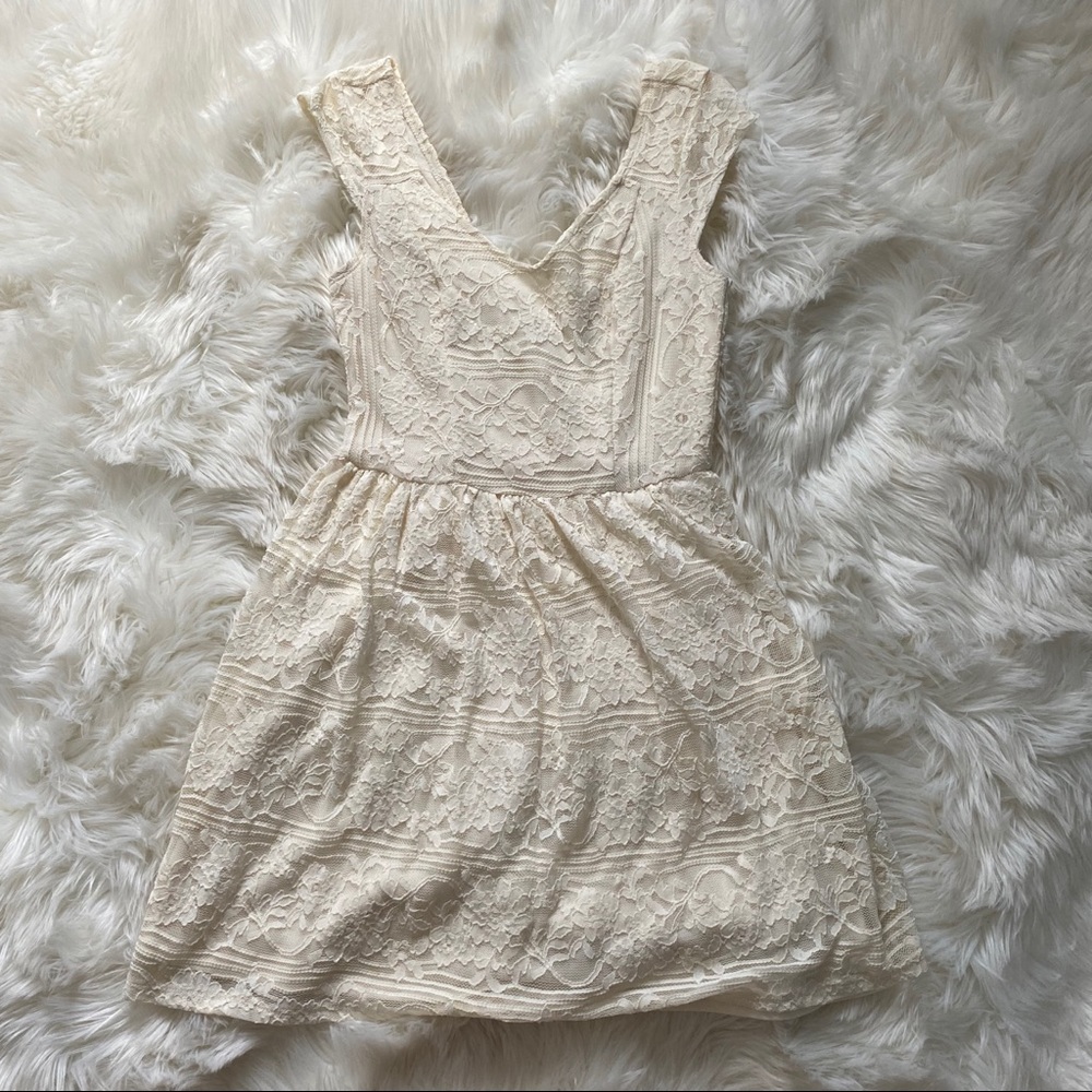 Hollister lace dress